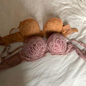 Victoria’s Secret bras